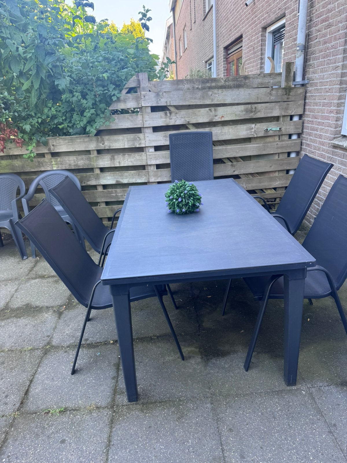 Blauwe tuinset - Tafel en 7 stoelen., Ophalen, Gebruikt, Kunststof, 7 zitplaatsen
