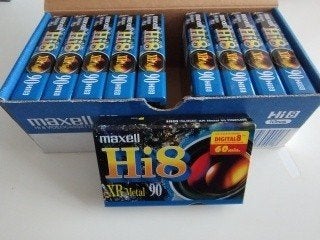 Hi8 bandjes Maxell 10 stuks nieuw in doos, Ophalen, Hi 8, (Video)band