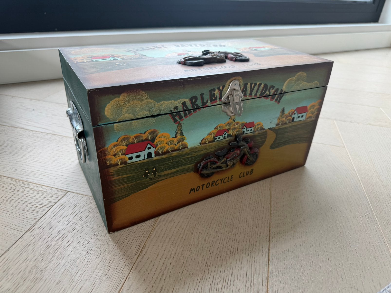 Harley Davidson Wood storage box, Ophalen, Zo goed als nieuw