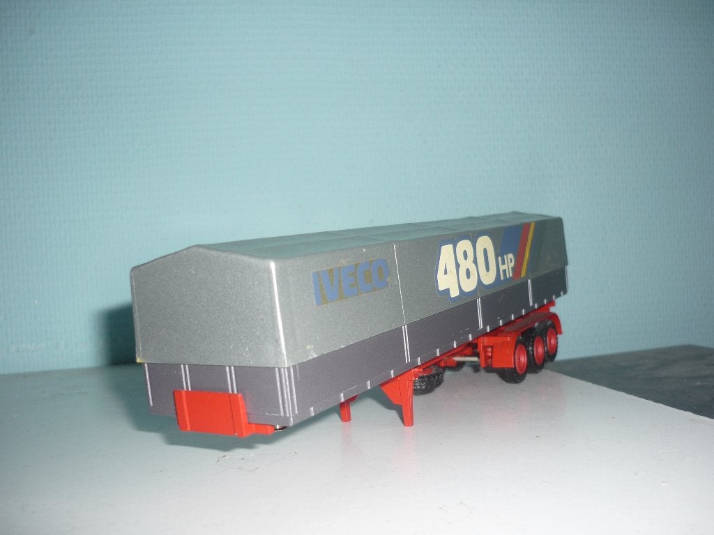 IVECO TRAILER CONRAD, Hobby en Vrije tijd, Modelauto's | 1:50, Ophalen of Verzenden, Gebruikt, Bus of Vrachtwagen, Conrad
