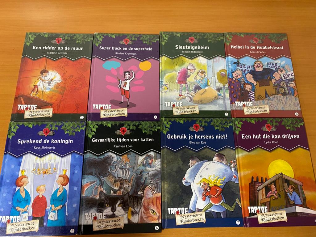 Serie mysterieuze kinderboeken complete set, deels nieuw, Ophalen of Verzenden, Gelezen, Diverse auteurs