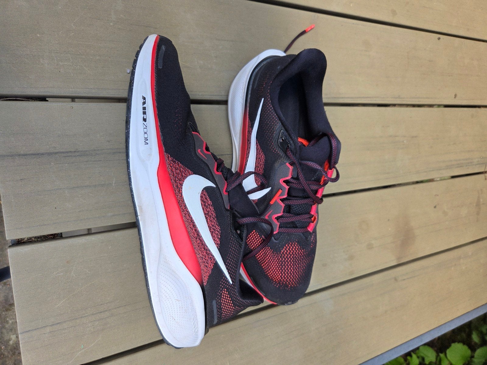 Nike Air Zoom Pegasus 41(maat 45)
Black Fire Red, Sport en Fitness, Ophalen of Verzenden, Zo goed als nieuw, Hardlopen, Hardloopschoenen