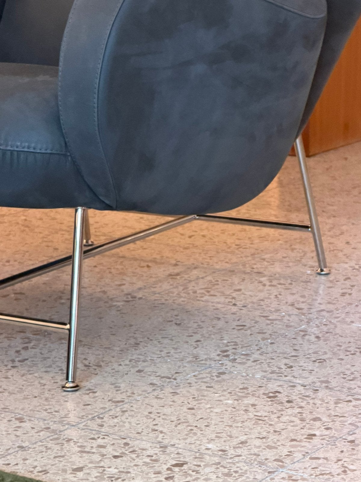 SALE Leolux Anton fauteuil NIEUW, Huis en Inrichting, Fauteuils, Ophalen, Nieuw, 75 tot 100 cm, Leer