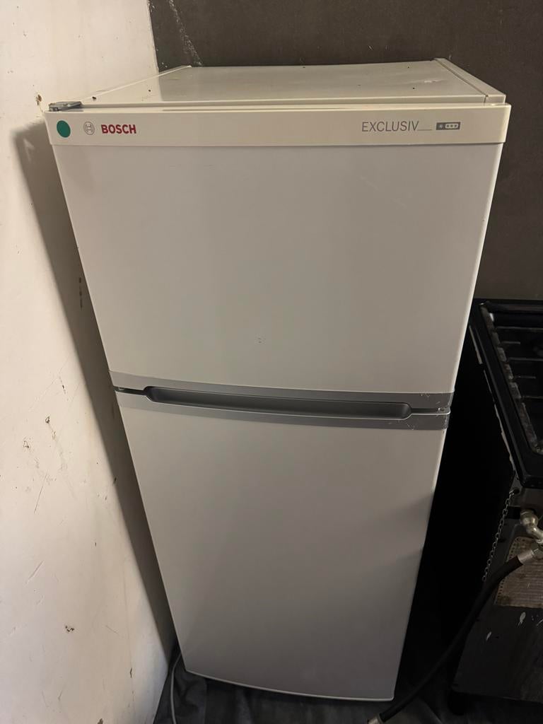 Bosch Combi Koelkast met Vriesvak - Wit, Witgoed en Apparatuur, Koelkasten en IJskasten, 150 tot 200 liter, Gebruikt, Ophalen of Verzenden