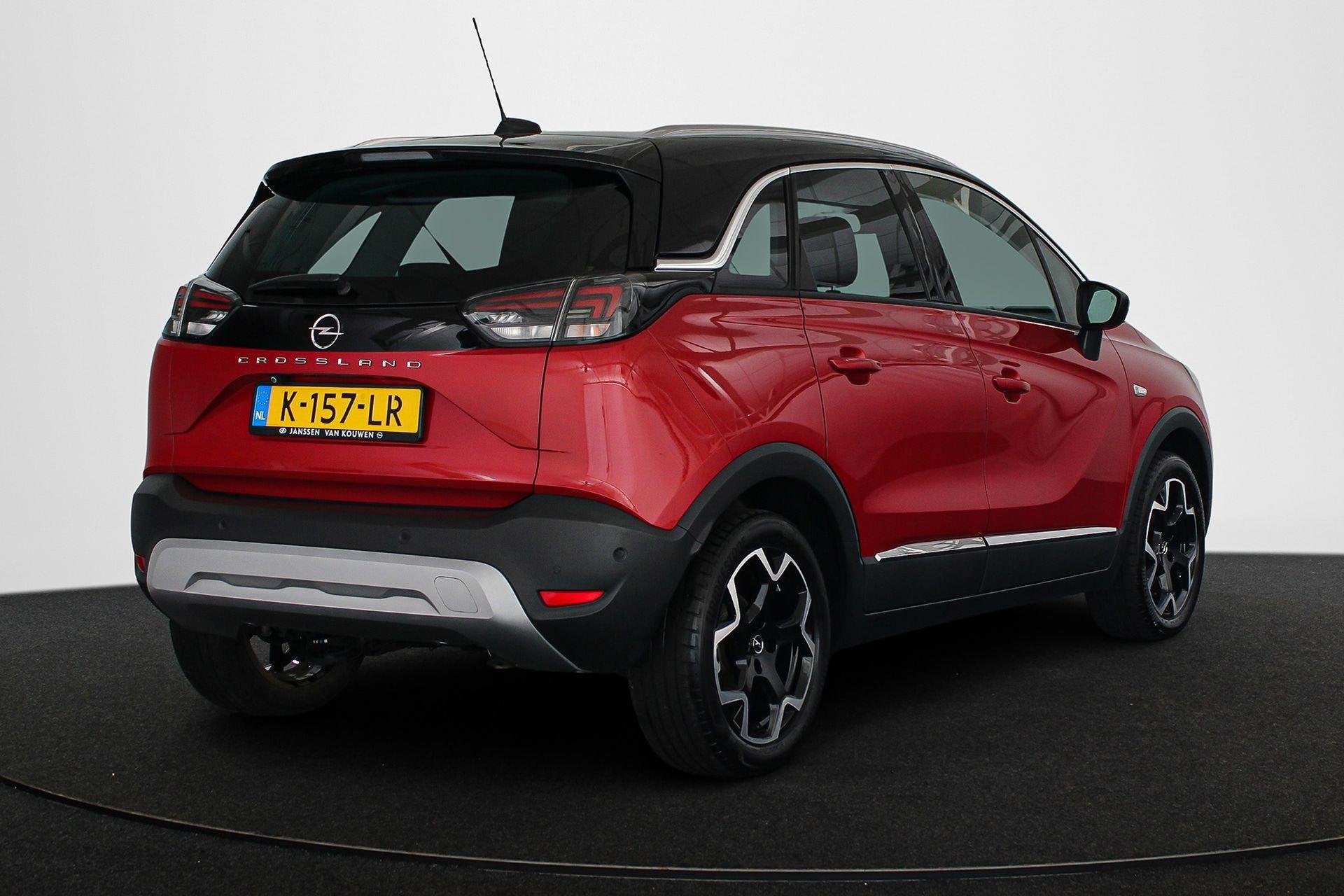 Opel Crossland 1.2 Turbo Ultimate Automaat Panoramadak Winte, Auto's, 840 kg, Gebruikt, 1199 cc, Alcantara