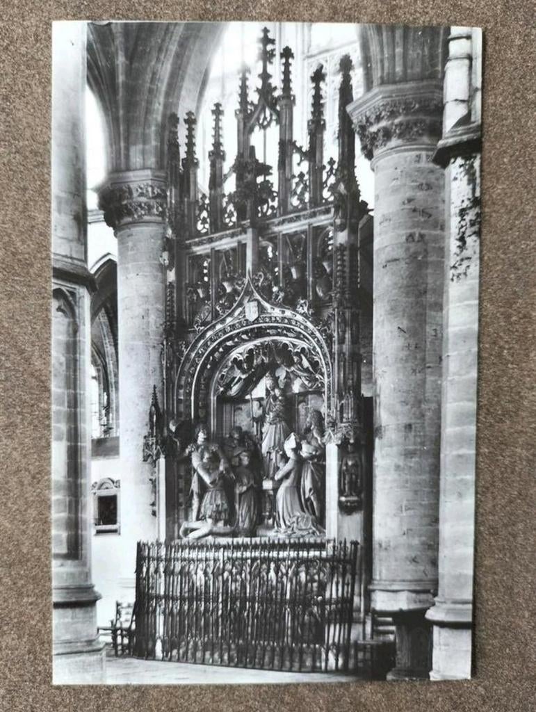 Breda: Grote OLV Kerk - Grafmonument Engelbert I en Johan IV, Ophalen of Verzenden, 1960 tot 1980, Ongelopen, Noord-Brabant