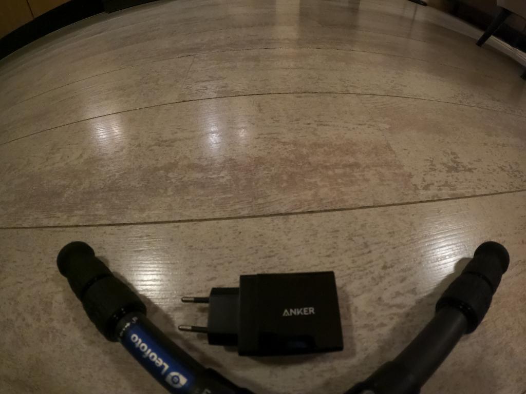 ANKER USB 2 poort oplader (24w), Ophalen of Verzenden, Zo goed als nieuw