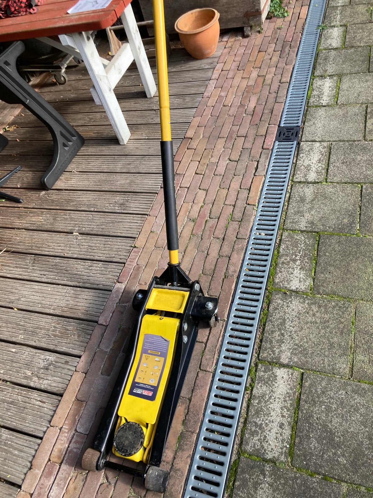 Garagekrik 4 ton, Ophalen, Zo goed als nieuw, Hydraulisch, Garagekrik