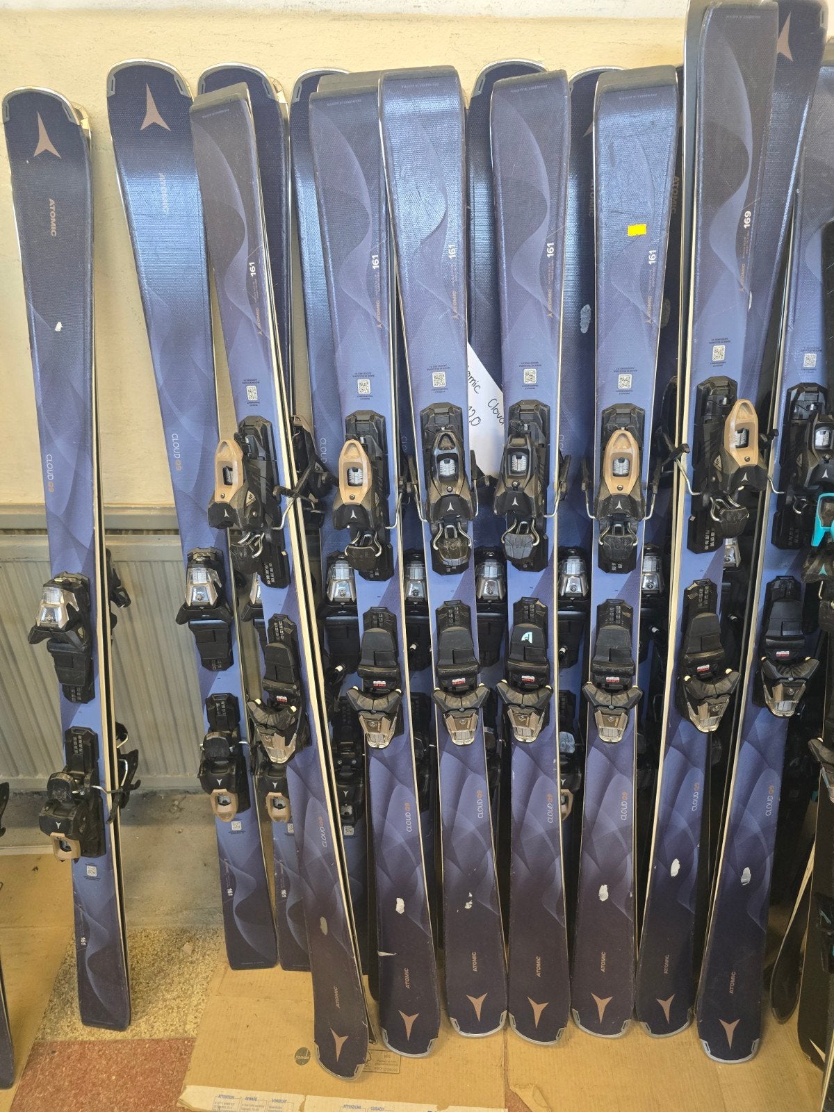 ATOMIC CLOUD Q9 ALL SNEUW 2025/26 np600€, 140 tot 160 cm, Ophalen of Verzenden, Zo goed als nieuw, Carve