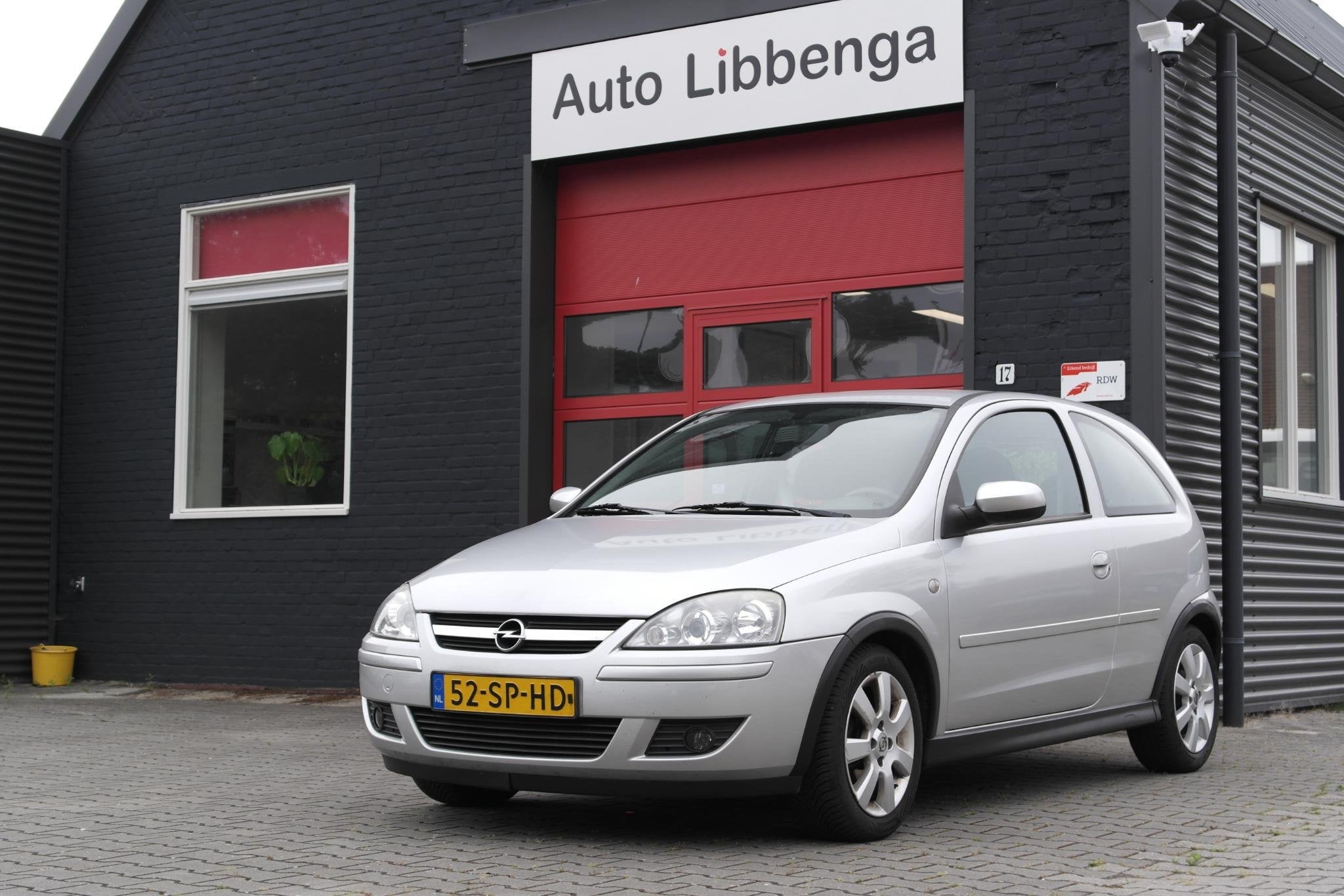 Opel Corsa 1.2-16V Silverline AIRCO / CRUISE / LM VELGEN / C, Auto's, Voorwielaandrijving, Gebruikt, 31 €/maand, 4 cilinders