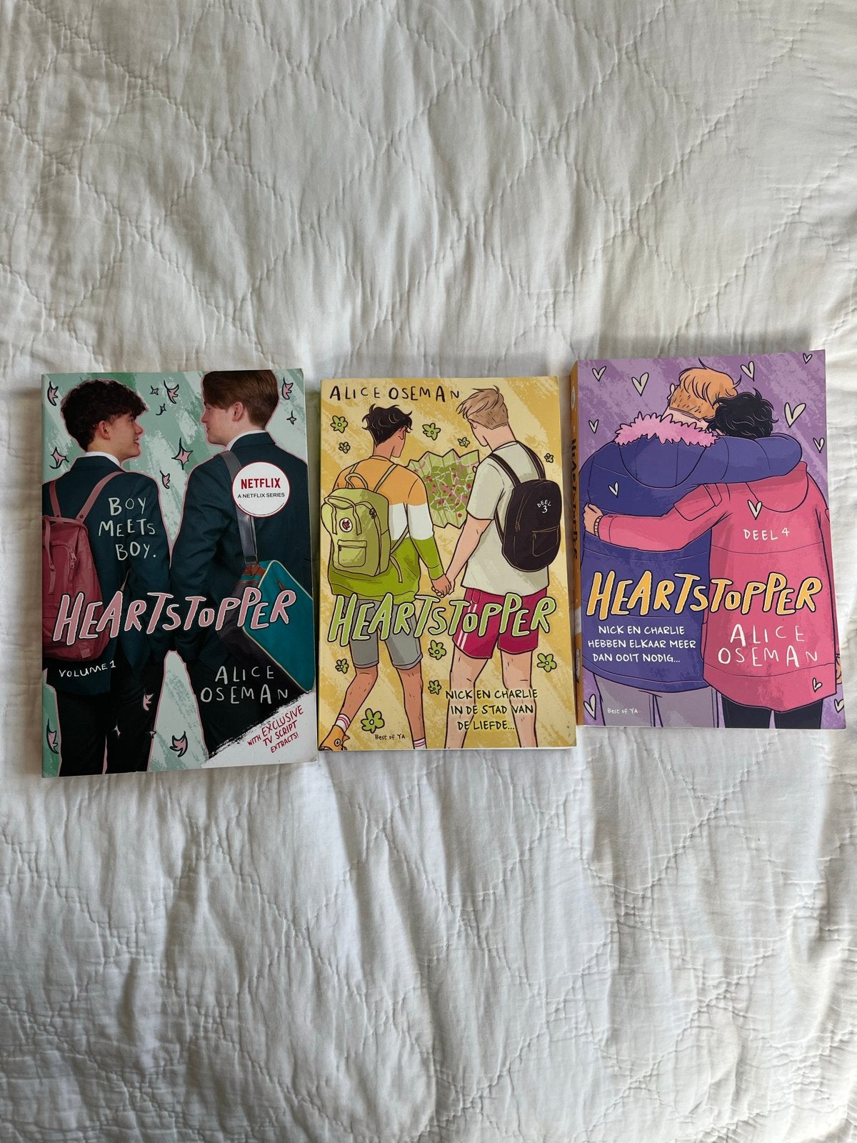 Heartstopper boeken - Deel 1, 2 en 4 - Alice Oseman, Boeken, Ophalen, Zo goed als nieuw