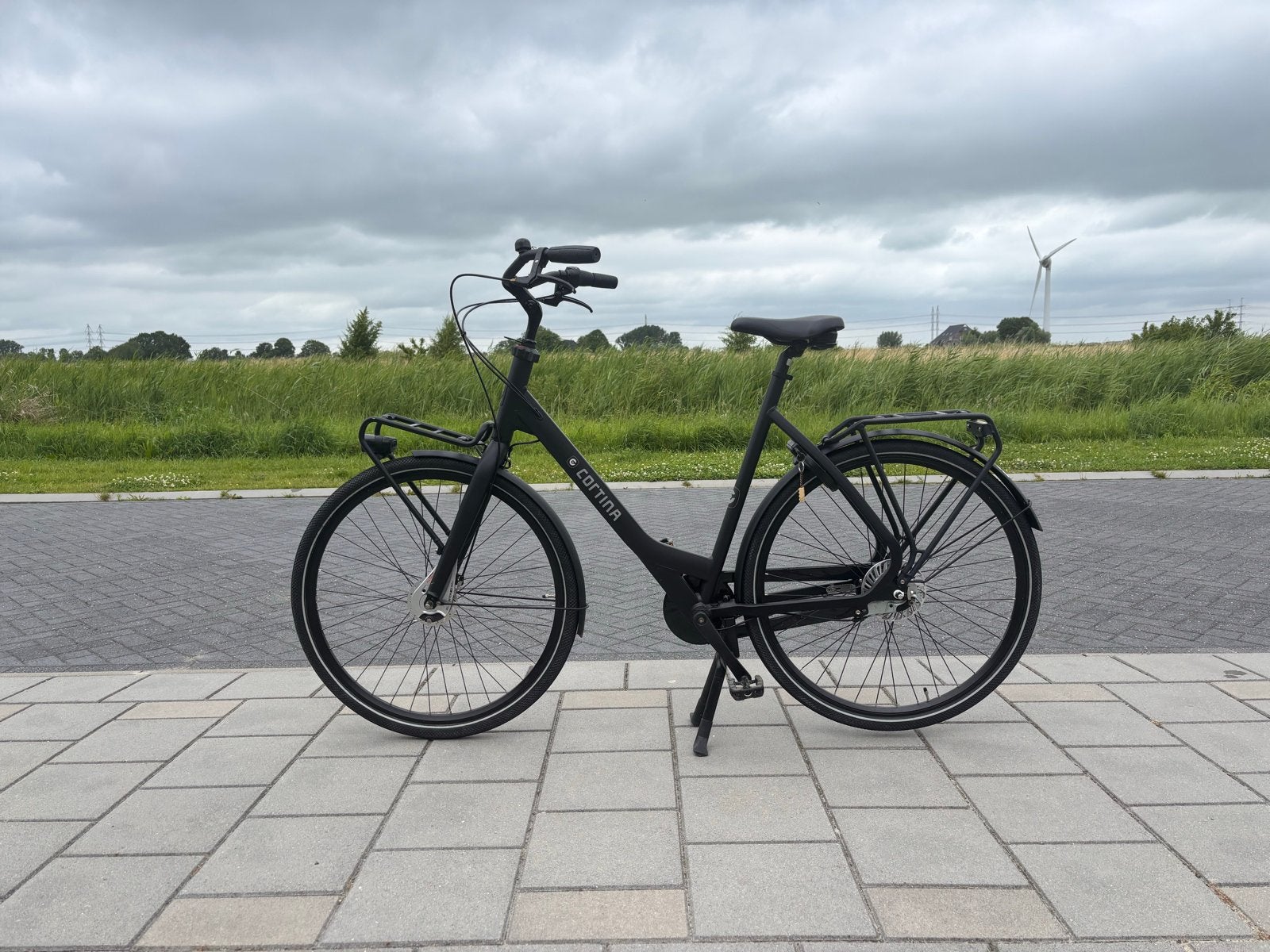 CORTINA ND7 Damesfiets matzwart 61 cm, Versnellingen, 56 cm of meer, Zo goed als nieuw, Ophalen