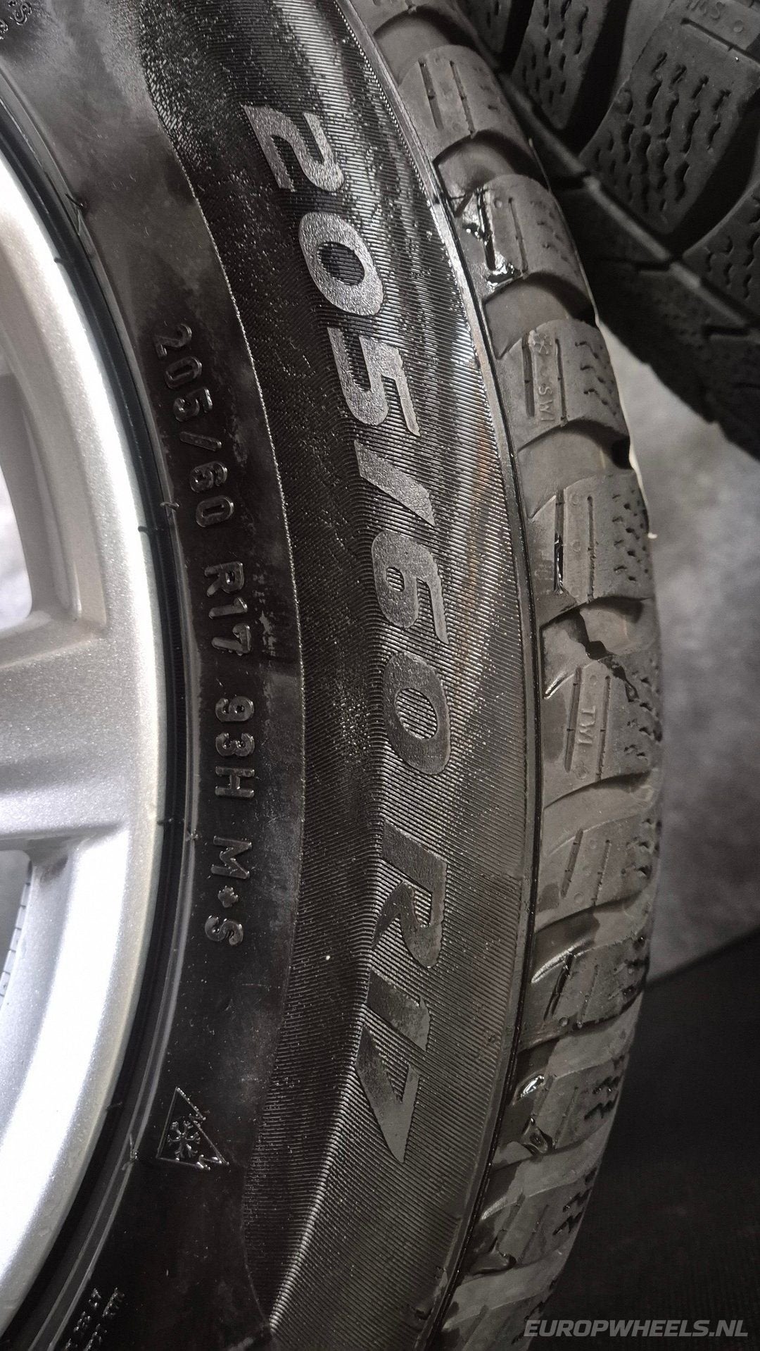 17 inch BMW X1 F48 X2 F39 velgen winterbanden, Auto-onderdelen, Gebruikt, -, -, Banden en Velgen