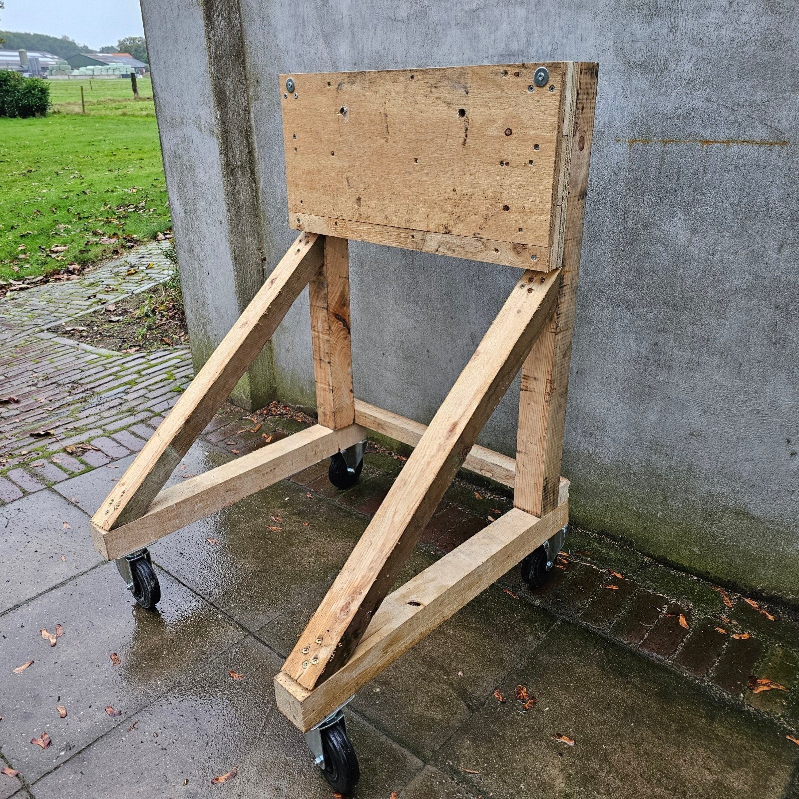 Bok standaard buitenboordmotor 2 tot 300 pk (zeer sterk)

Pr, Ophalen, Motor en Techniek