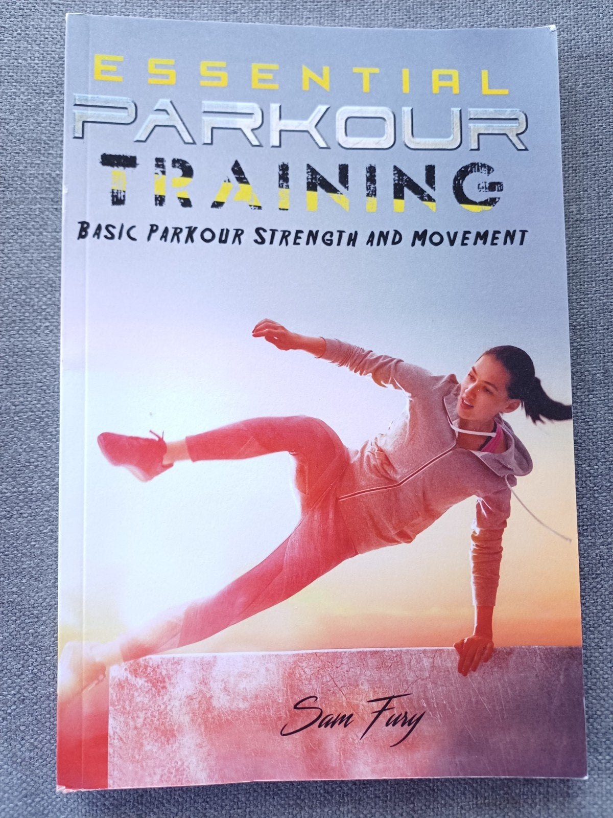 Essential Parkour Training, Ophalen of Verzenden, Zo goed als nieuw, Sam Fury, Overige sporten