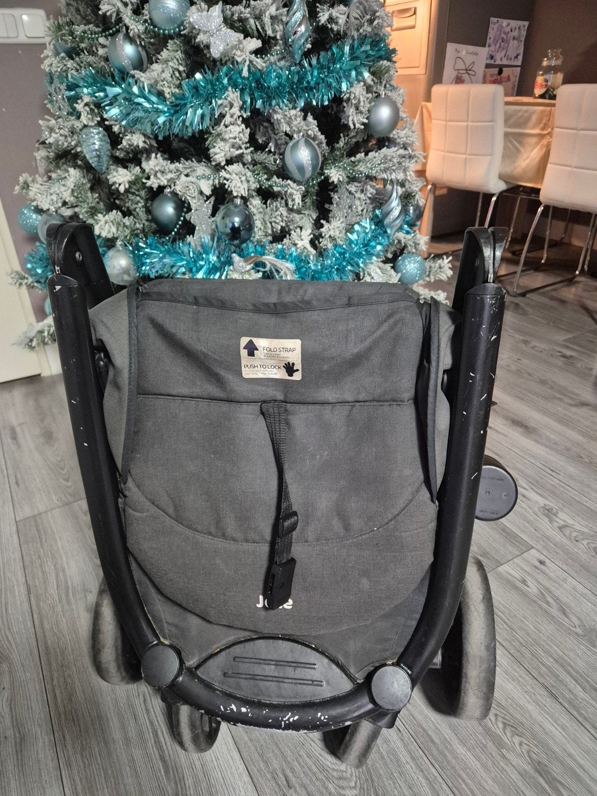 Te koop aangeboden kinderwagen, Ophalen, Gebruikt, Regenhoes