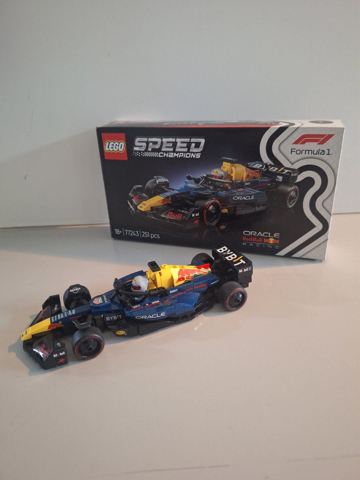 LEGO Speed Champions Red Bull Racing RB18 Formule 1, Inclusief instructies, Lego, Zo goed als nieuw, Complete set