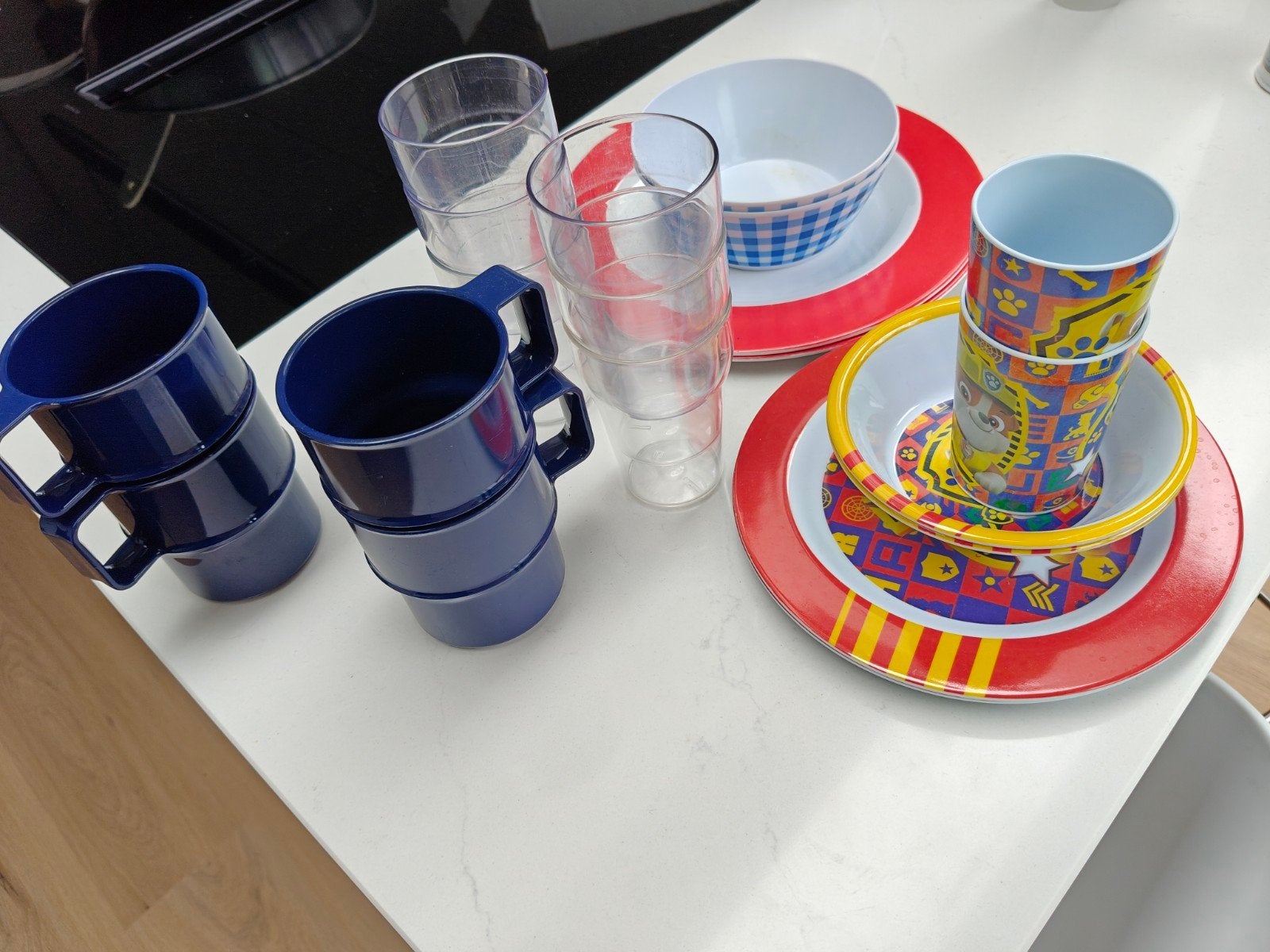 Camping servies en Paw Patrol kinderservies - goede staat, Caravans en Kamperen, Ophalen
