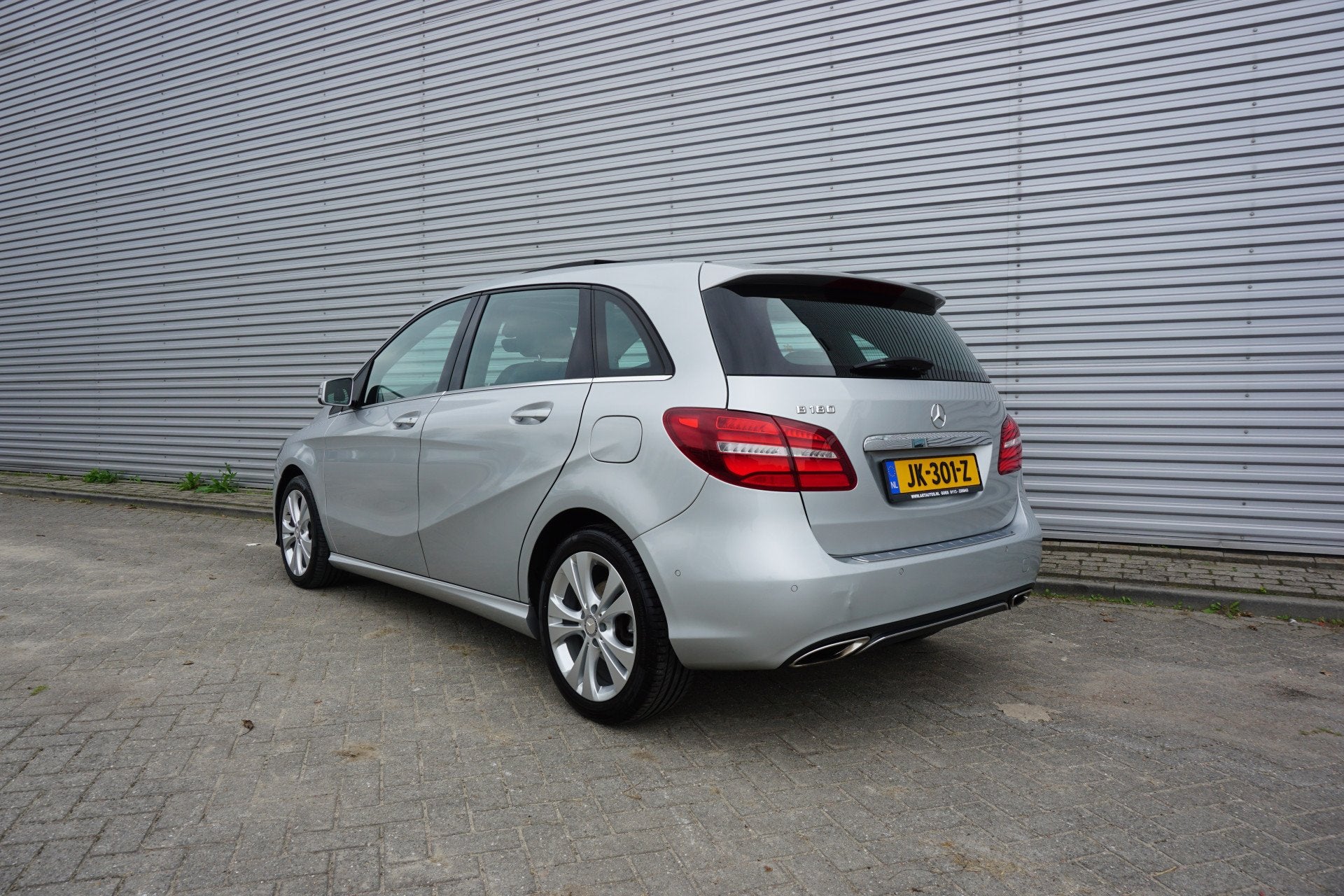 Mercedes-Benz B-Klasse 180 Prestige AUTOMAAT - Climate / Nav, Auto's, 1325 kg, Gebruikt, Euro 6, 4 cilinders