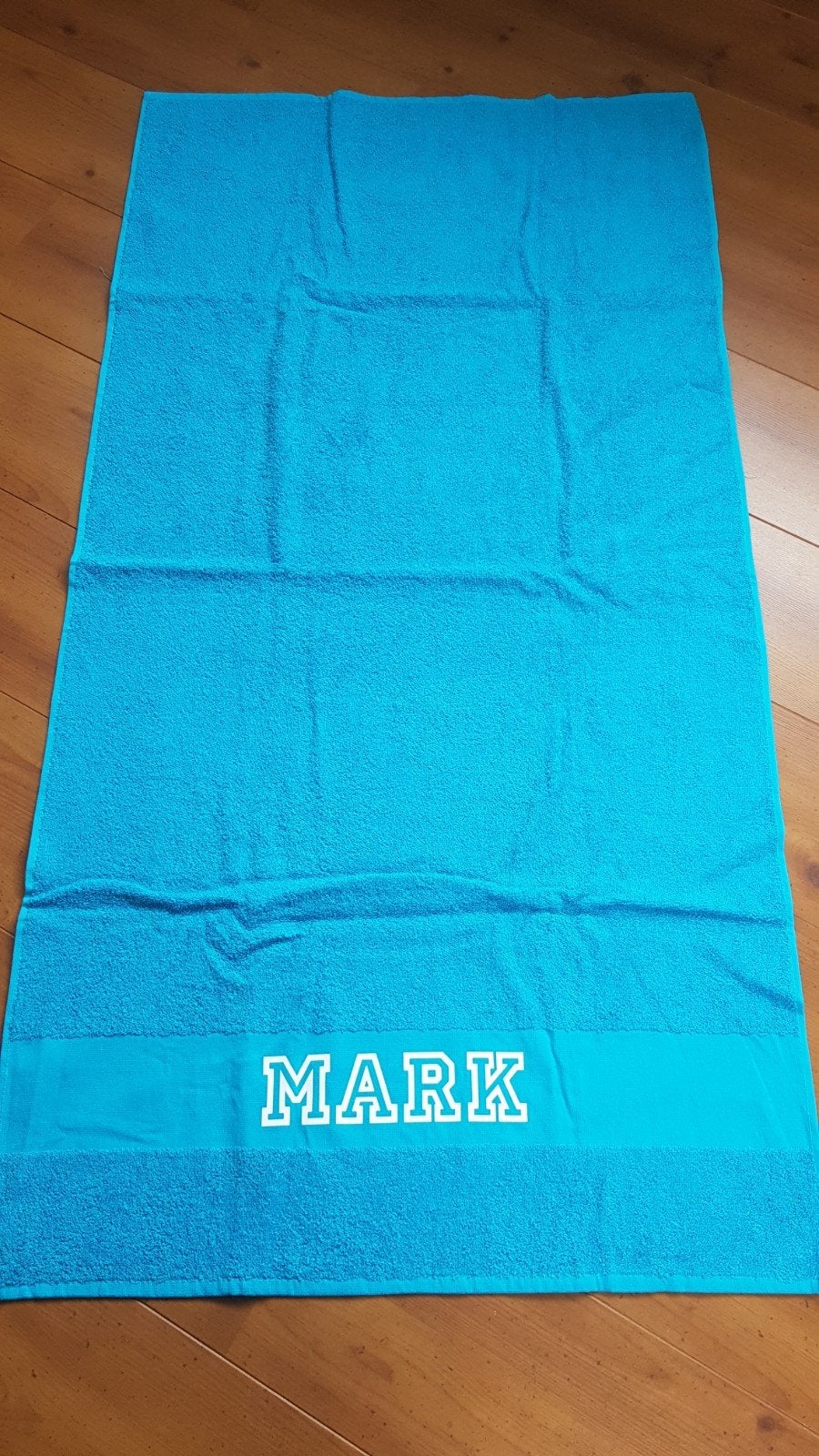 Nieuw Badlaken aqua blauw met naam Mark, Ophalen, Nieuw