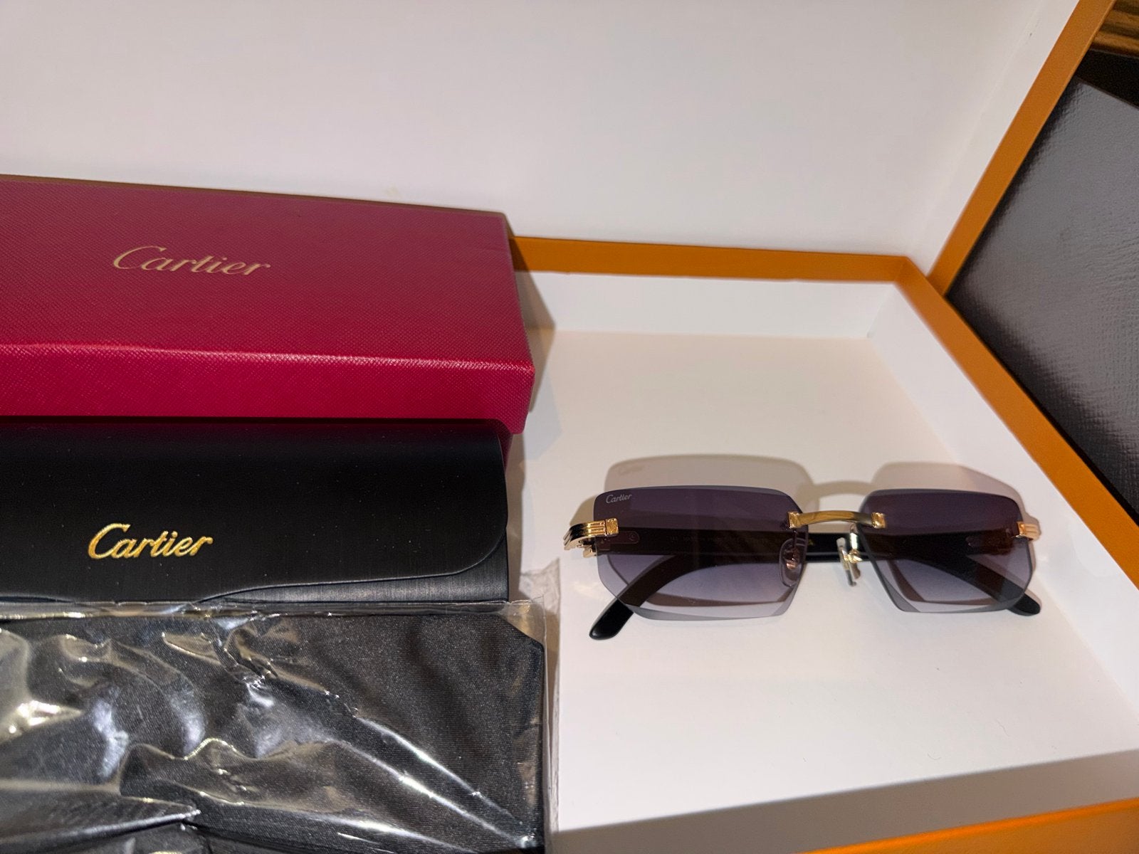 Cartier Zonnebril - Zo goed als nieuw, Overige merken, Zonnebril, Zwart, Ophalen of Verzenden