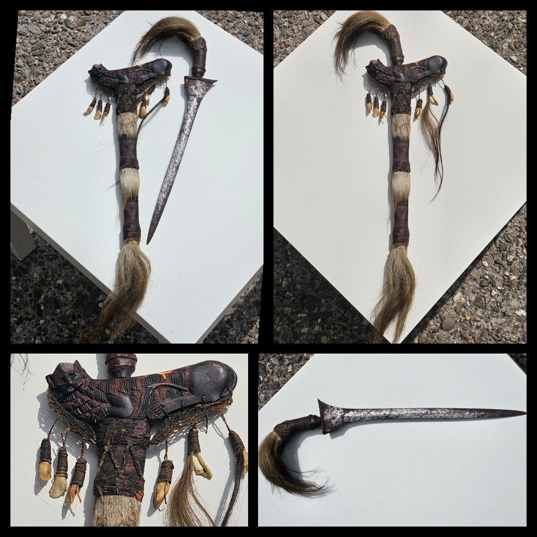 Koppensnellers kris, keris. Dayak Borneo, Indonesië, Hout, Wapen, Ophalen of Verzenden, Handgemaakt