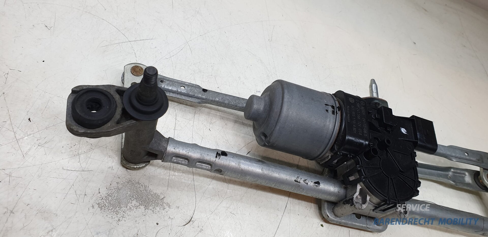 Ruitenwissermotor Polo 6R 6C Volkswagen 6R1955023 mechanisme, Auto-onderdelen, Gebruikt, Volkswagen, Volkswagen AG, Berliner Ring 2
38440  Wolfsburg, DE