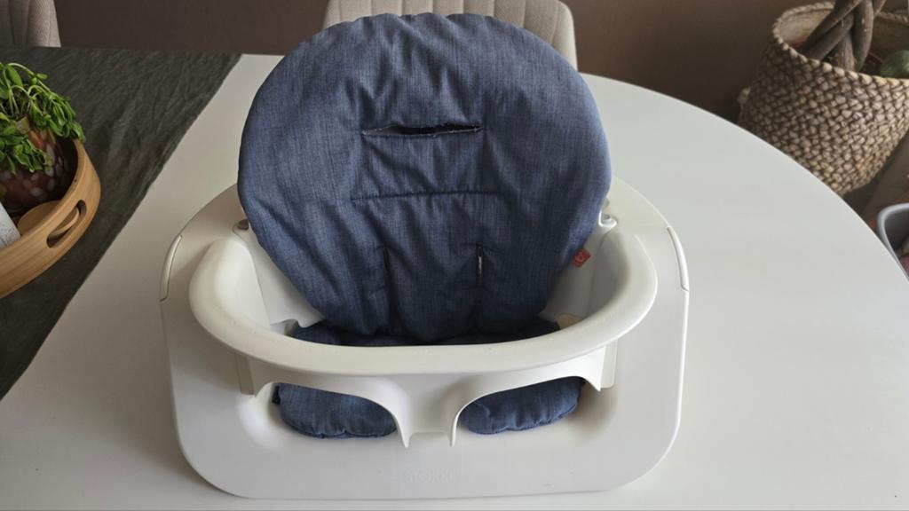 Stokke Steps inzet stoel met orgineel stokke kussen, Kinderen en Baby's, Kinderstoelen, Ophalen, Zo goed als nieuw, Meegroeistoel