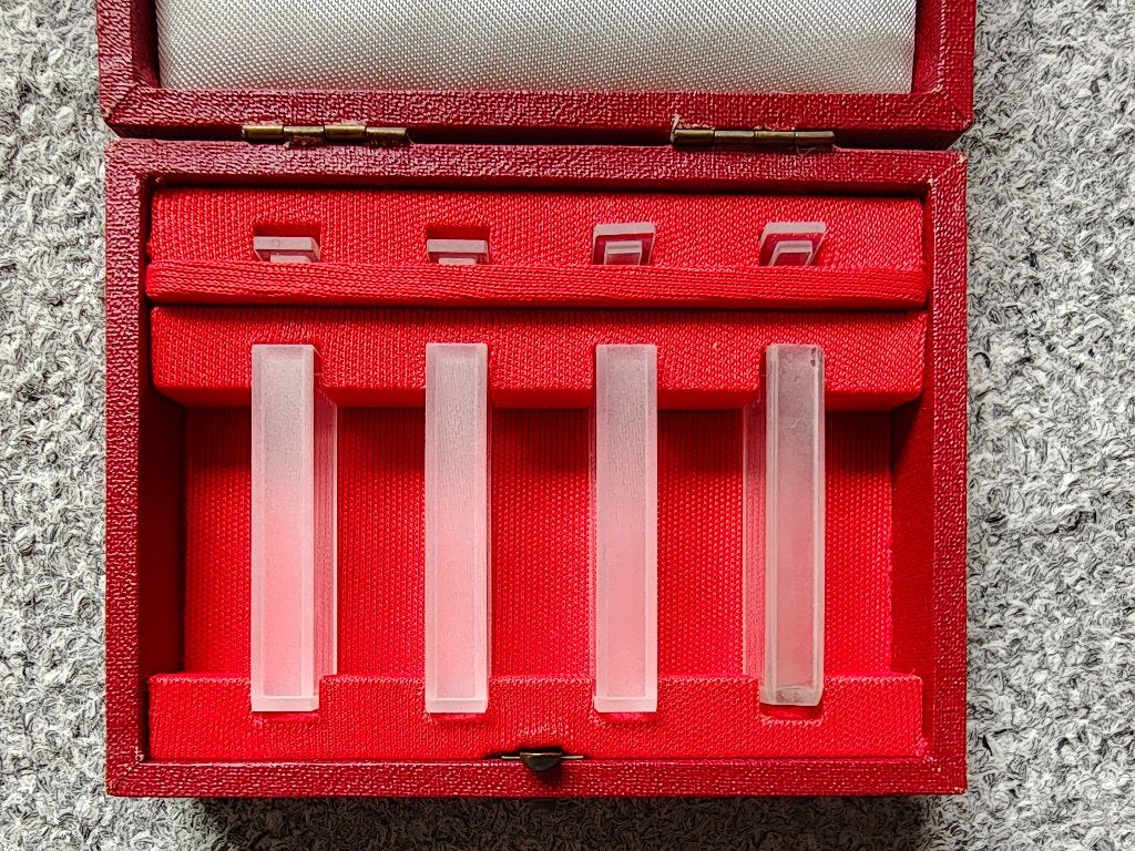 Laboratorium Cuvetten antiek, Ophalen