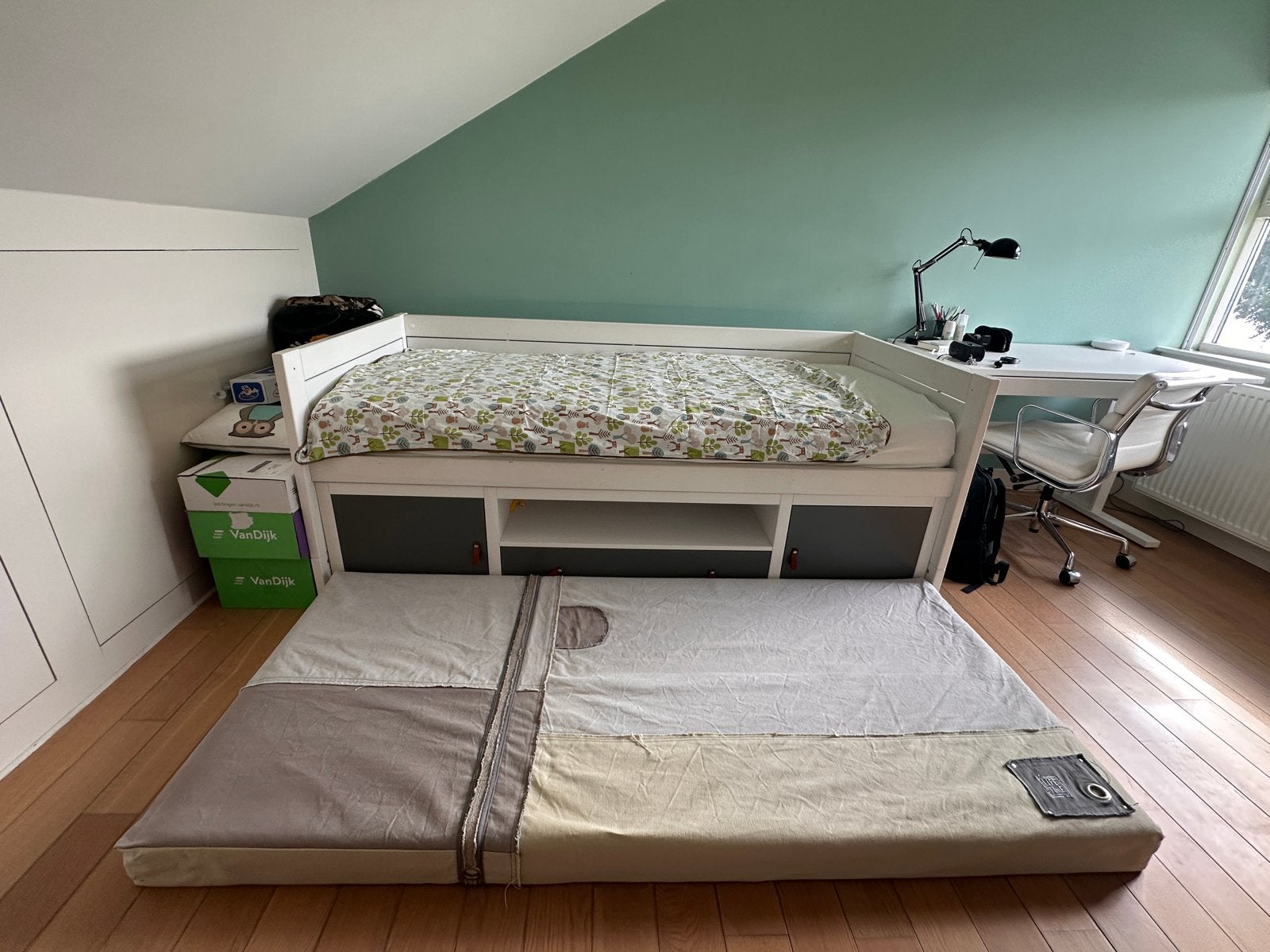 Life Time hutbed halfhoogslaper omgebouwd tot kajuitbed, Ophalen, 85 tot 100 cm, Gebruikt, Lattenbodem