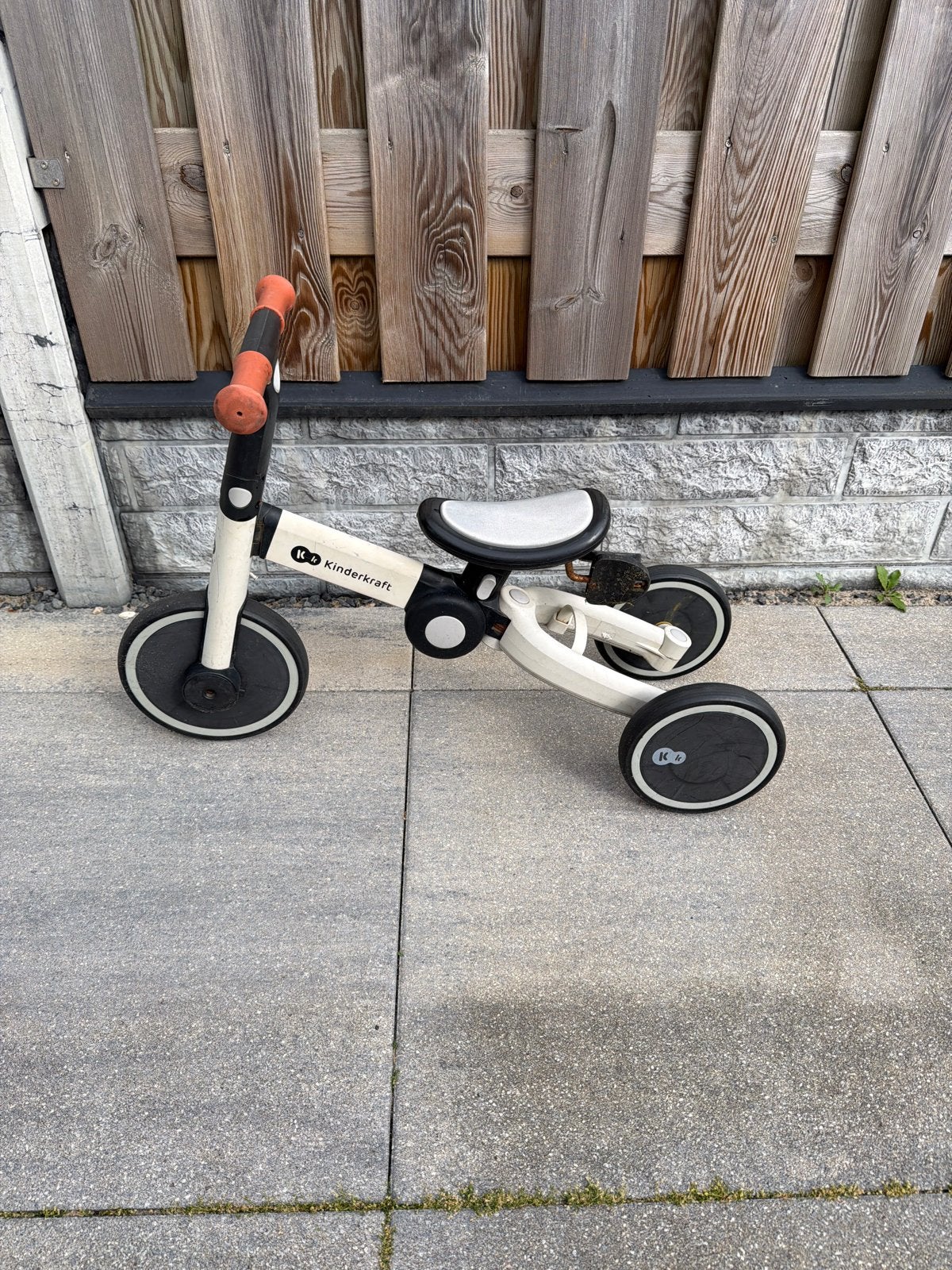 Kinderkraft Loopfiets 3-in-1 - Wit/Zwart/Oranje, Kinderen en Baby's, Ophalen of Verzenden, Gebruikt, Loopfiets