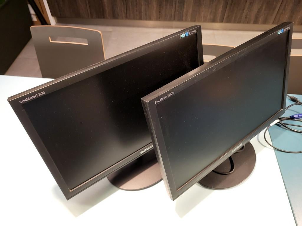 Samsung SyncMaster E2220 Beeldscherm (2 stuks), Ophalen, Gebruikt, Full HD, Samsung