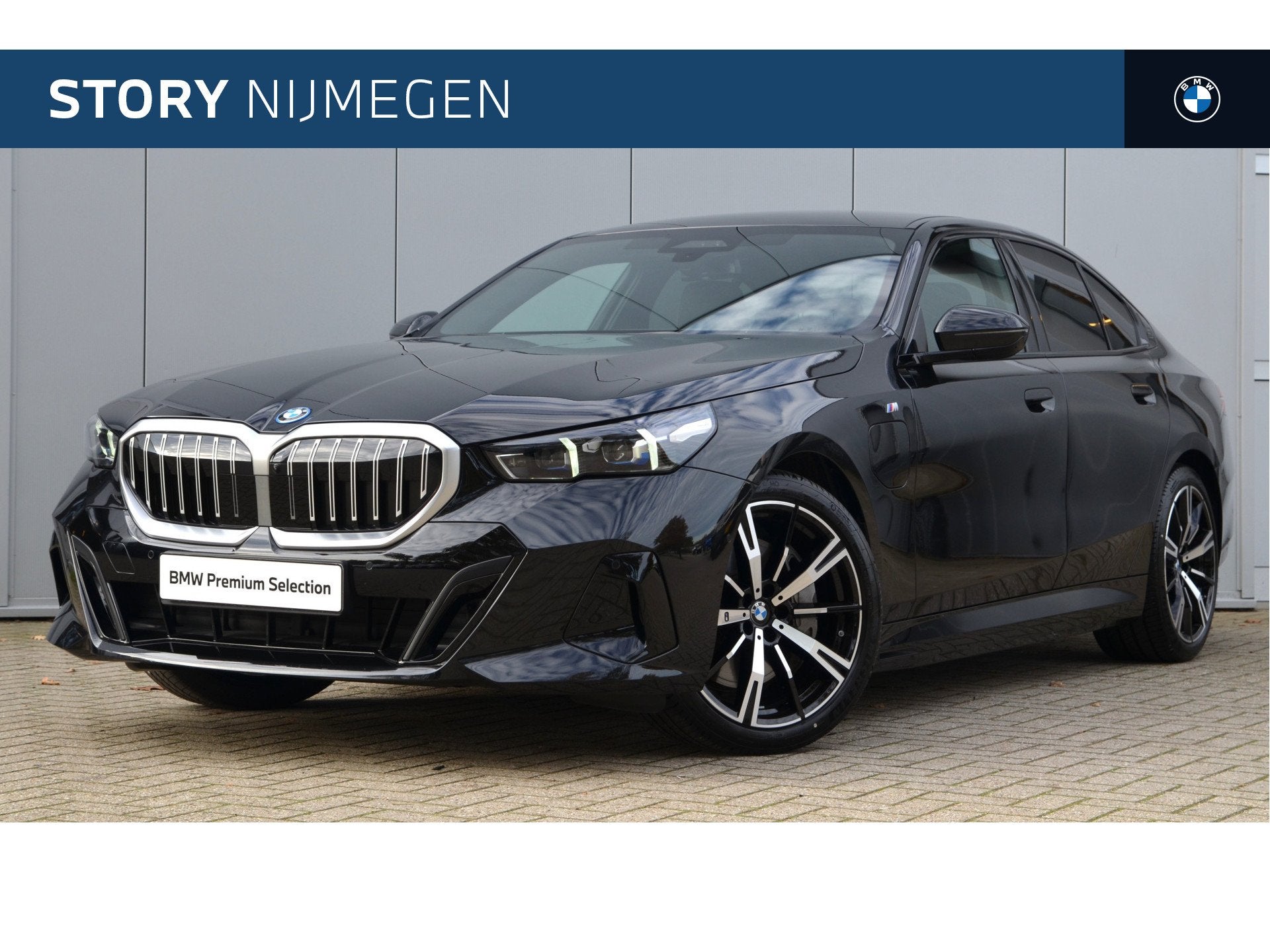 BMW 5 Serie 550e xDrive M Sport Automaat / Trekhaak / Bowers
