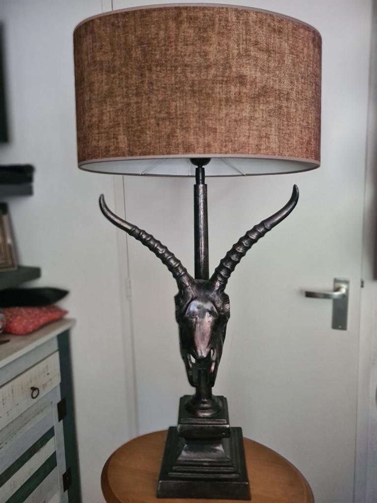 Tafellamp met Gazelle Hoofd - Uniek Design, Ophalen, Zo goed als nieuw, Afrikaans, Koloniaal, Eclectisch