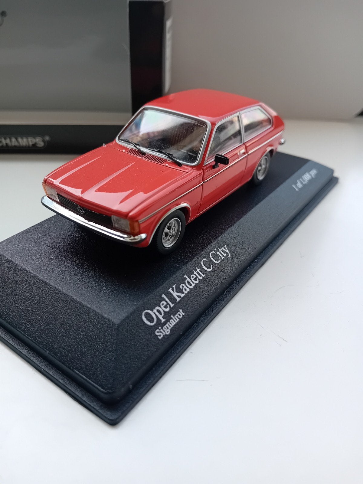 Minichamps Opel kadett C2 CITY, Hobby en Vrije tijd, Modelauto's | 1:43, Ophalen of Verzenden, Zo goed als nieuw, Auto, MiniChamps