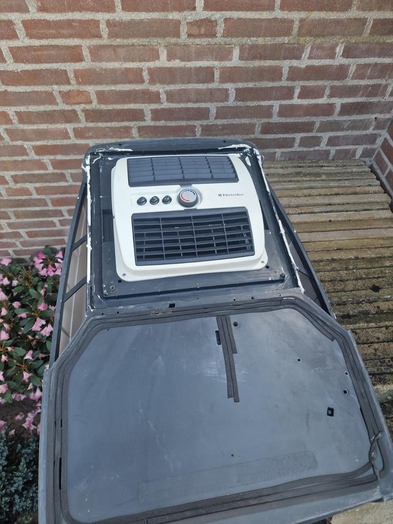 Electrolux B1900 Caravan Airco - Gebruikt, Caravans en Kamperen, Caravan accessoires, Gebruikt, Ophalen
