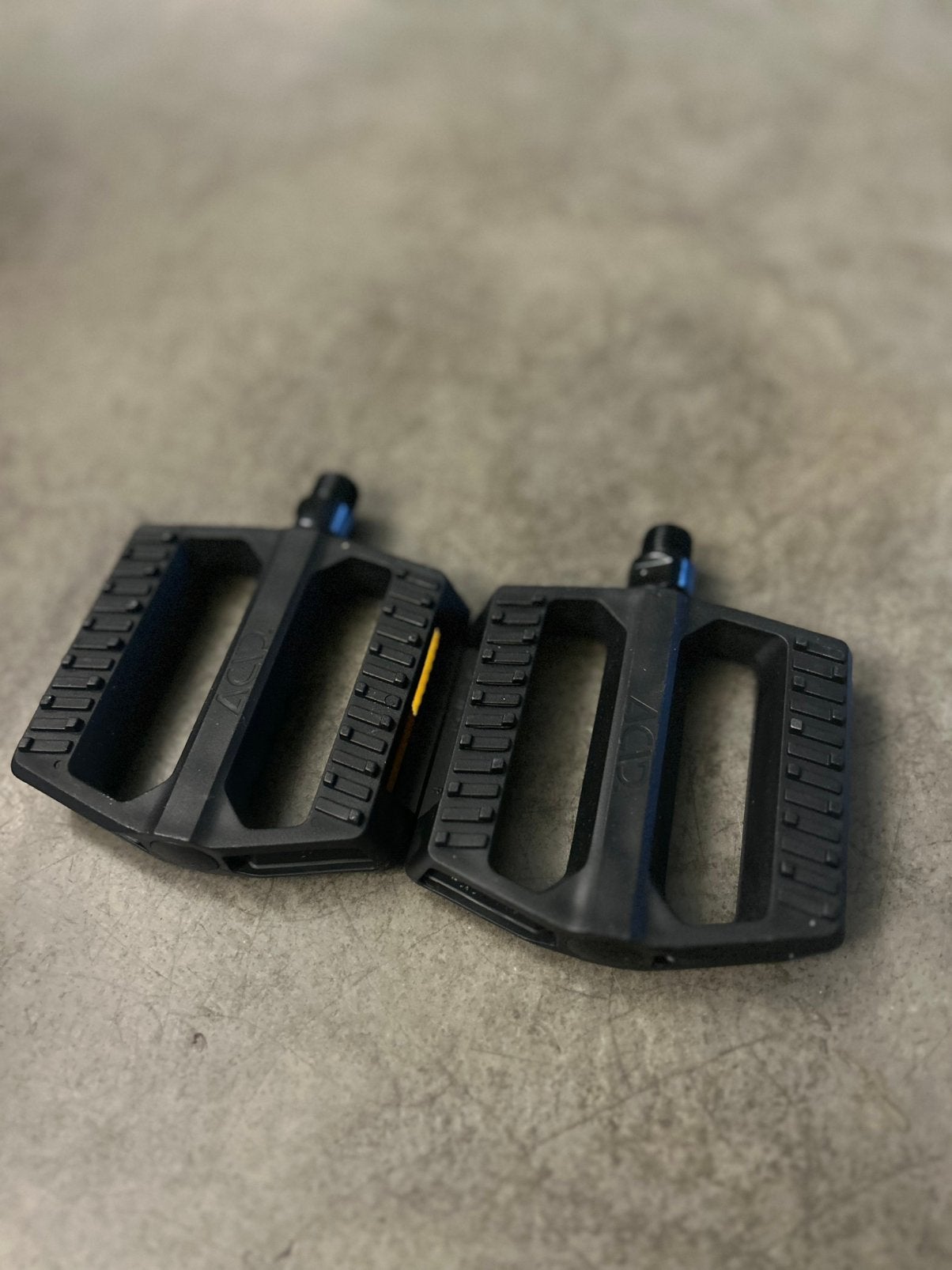 (1) Nieuwe Cube Acid pedalen nieuw flatpedals, Kinderfiets, Ophalen, Crankstel of Pedalen, Nieuw