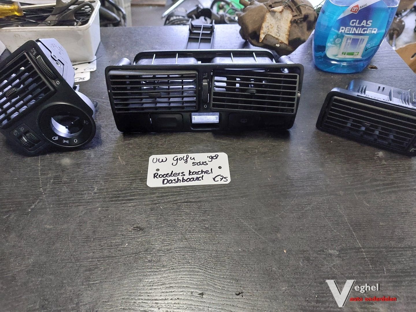 VW Golf 4 5drs roosters kachel dashboard '98, Auto-onderdelen, Dashboard en Schakelaars, Gebruikt, -, -, Ophalen of Verzenden