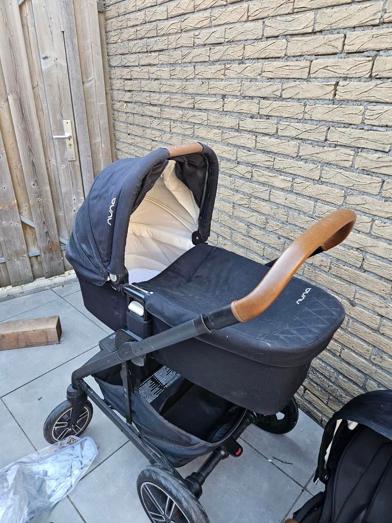 Nuna Mixx Next kinderwagen met reiswieg en zitje, Overige merken, Ophalen of Verzenden, Zo goed als nieuw, Combiwagen