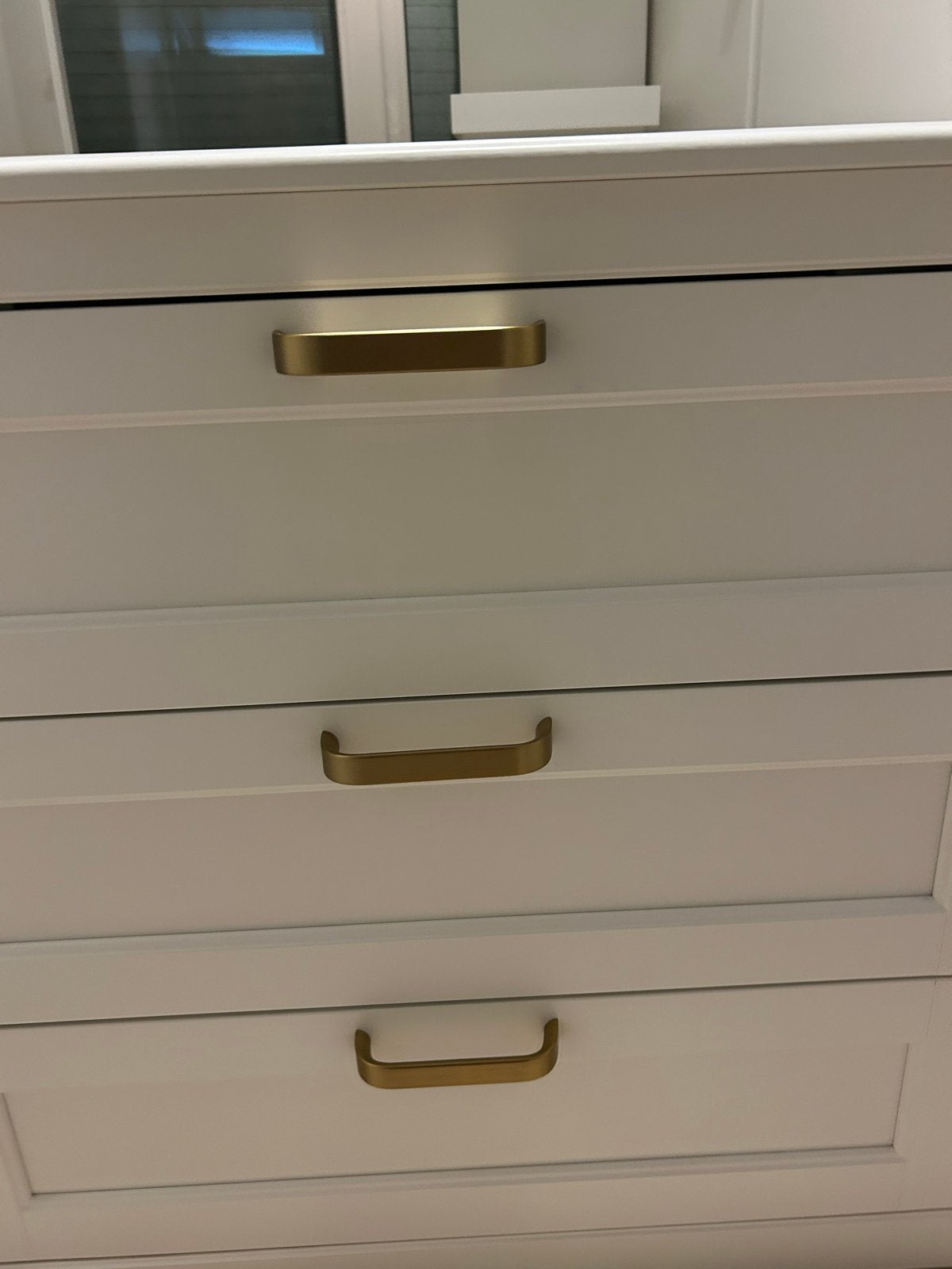 IKEA SONGESAND Ladekast met 3 laden en nieuwe handgrepen, Ophalen, 100 tot 150 cm, 50 tot 100 cm, Zo goed als nieuw