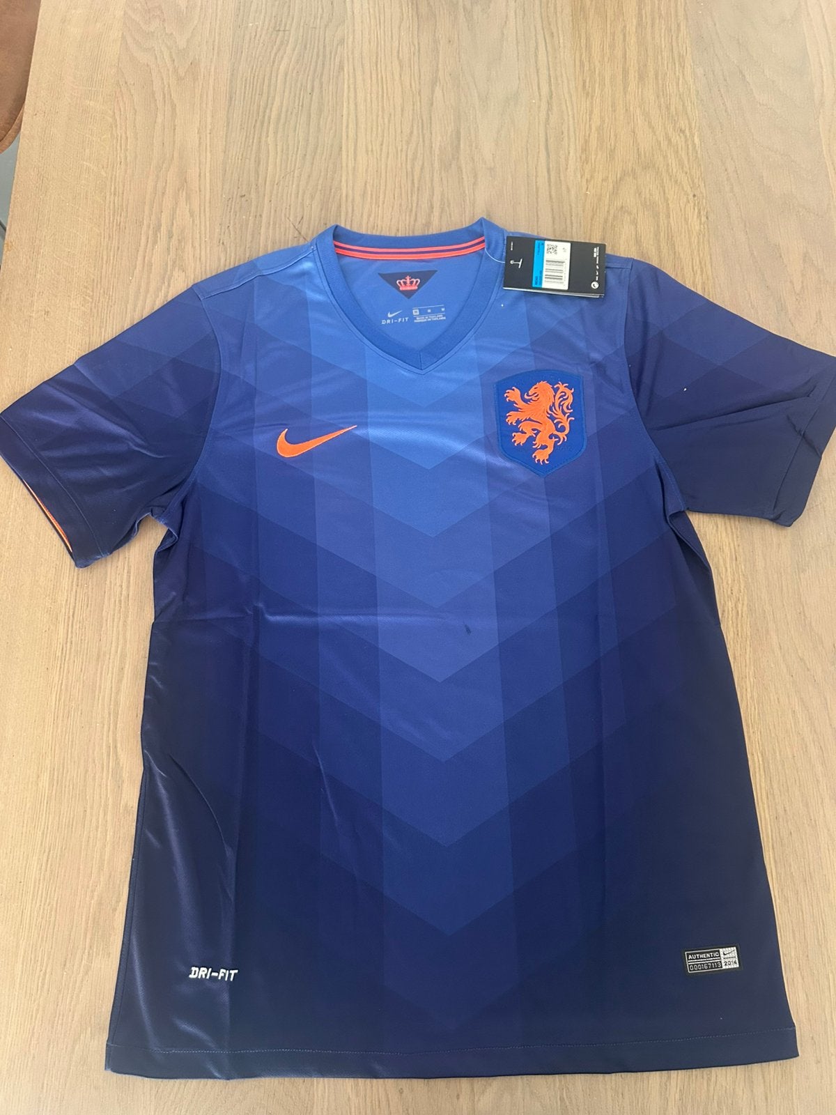 Nederlands elftal shirt 2014 WK | Maat M | Nieuw, Maat M, Ophalen of Verzenden, Zo goed als nieuw, Shirt