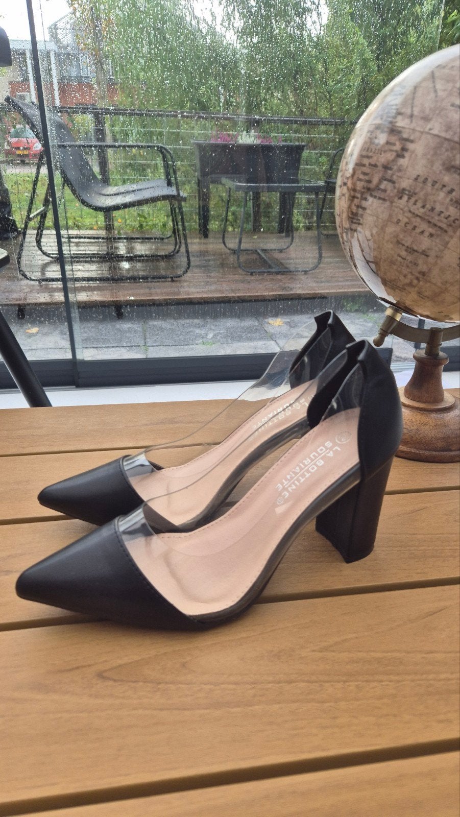 Zwarte pumps met transparante zijkanten - Maat 38, Pumps, Zwart, LA BOTTINE SOURIANTE, Ophalen of Verzenden