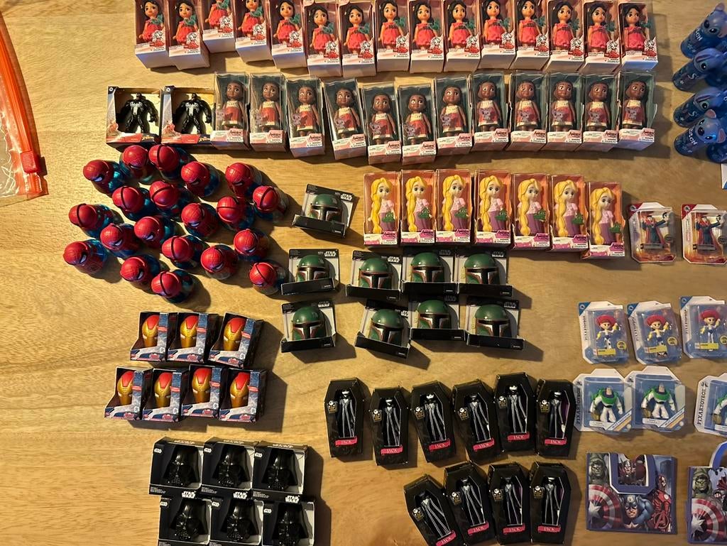 Mini brands disney serie 3, Ophalen of Verzenden, Overige figuren, Zo goed als nieuw, Beeldje of Figuurtje