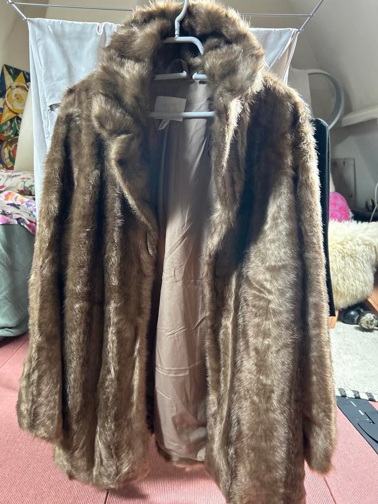 H&M Bruine Faux Fur Jas Maat M, Ophalen of Verzenden, Zo goed als nieuw, Maat 38/40 (M), Bruin