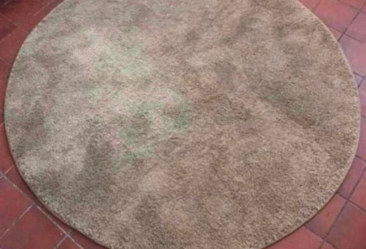 Vloerkleed olijfgroen ø130 cm, Ophalen, Zo goed als nieuw, Rechthoekig, 200 cm of meer