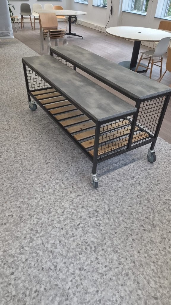 Jos ten Berg Multi-Mobi Car buffettafel wielen  CS27366