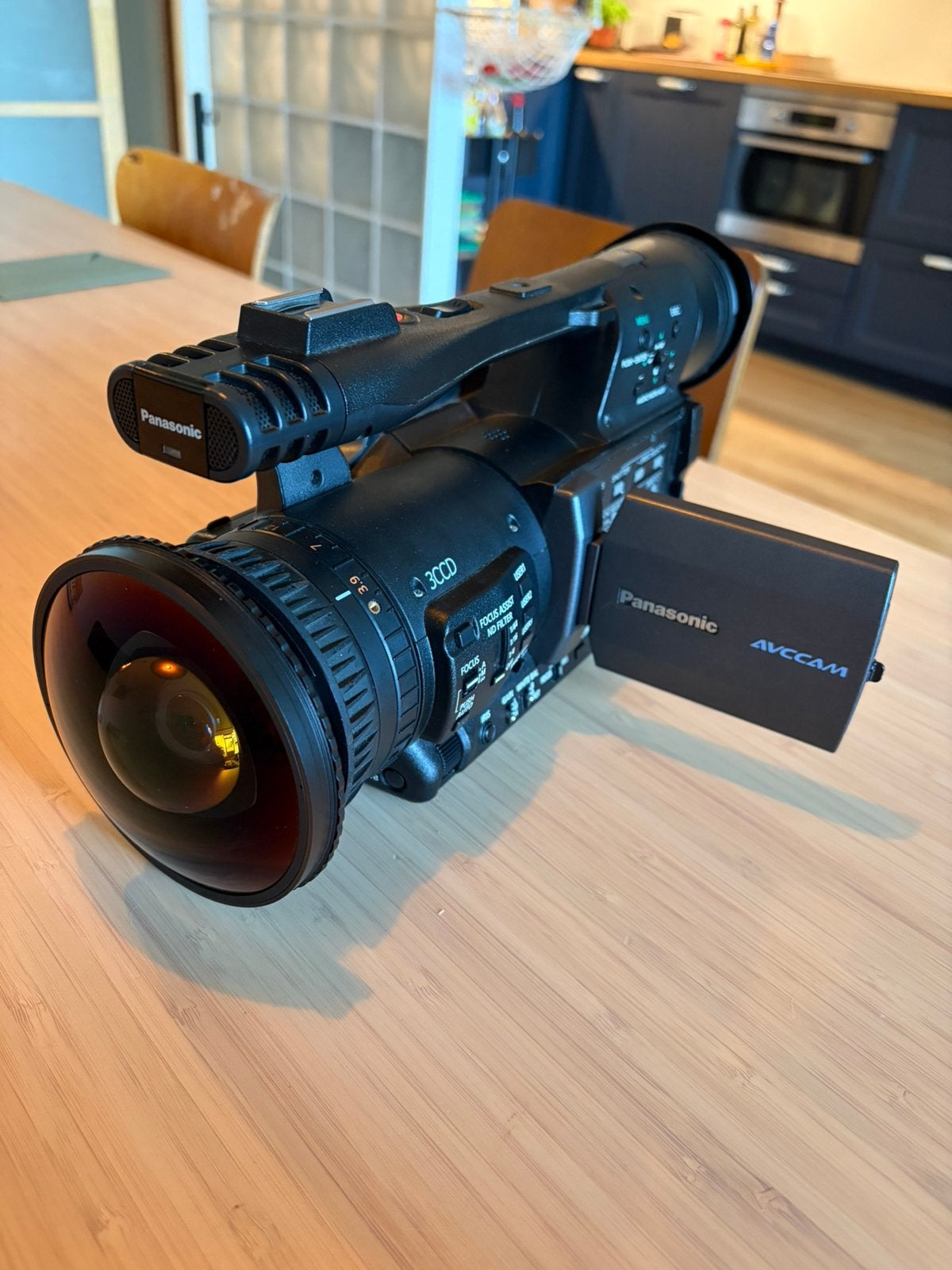 Panasonic hmc150 + MK2 fisheye replica, Ophalen, Zo goed als nieuw