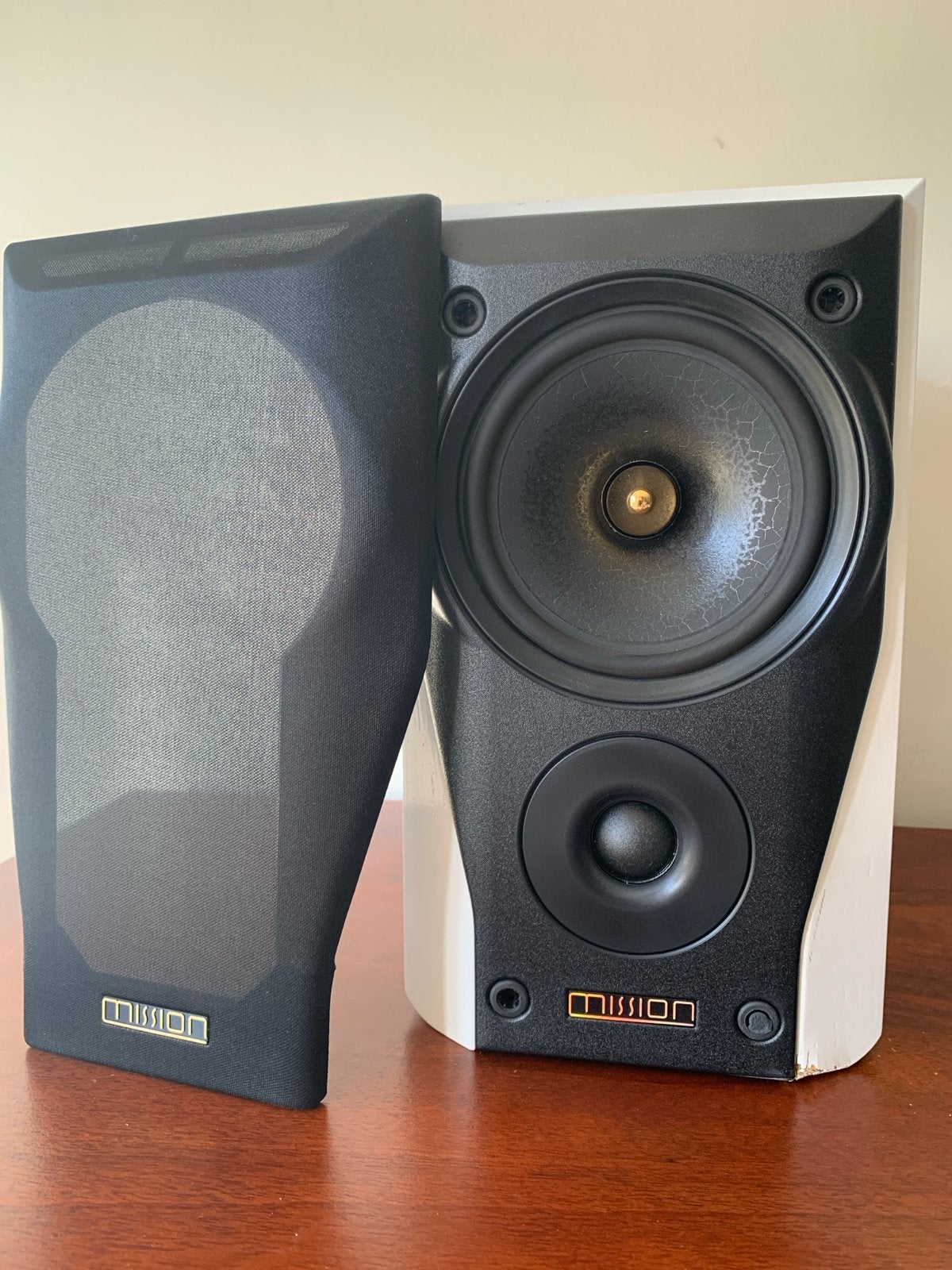 Mission 750LE Limited Edition - Hoogglas Wit - 50F011003, Gebruikt, Ophalen of Verzenden, Boekenplank luidspreker, 60 tot 120 watt