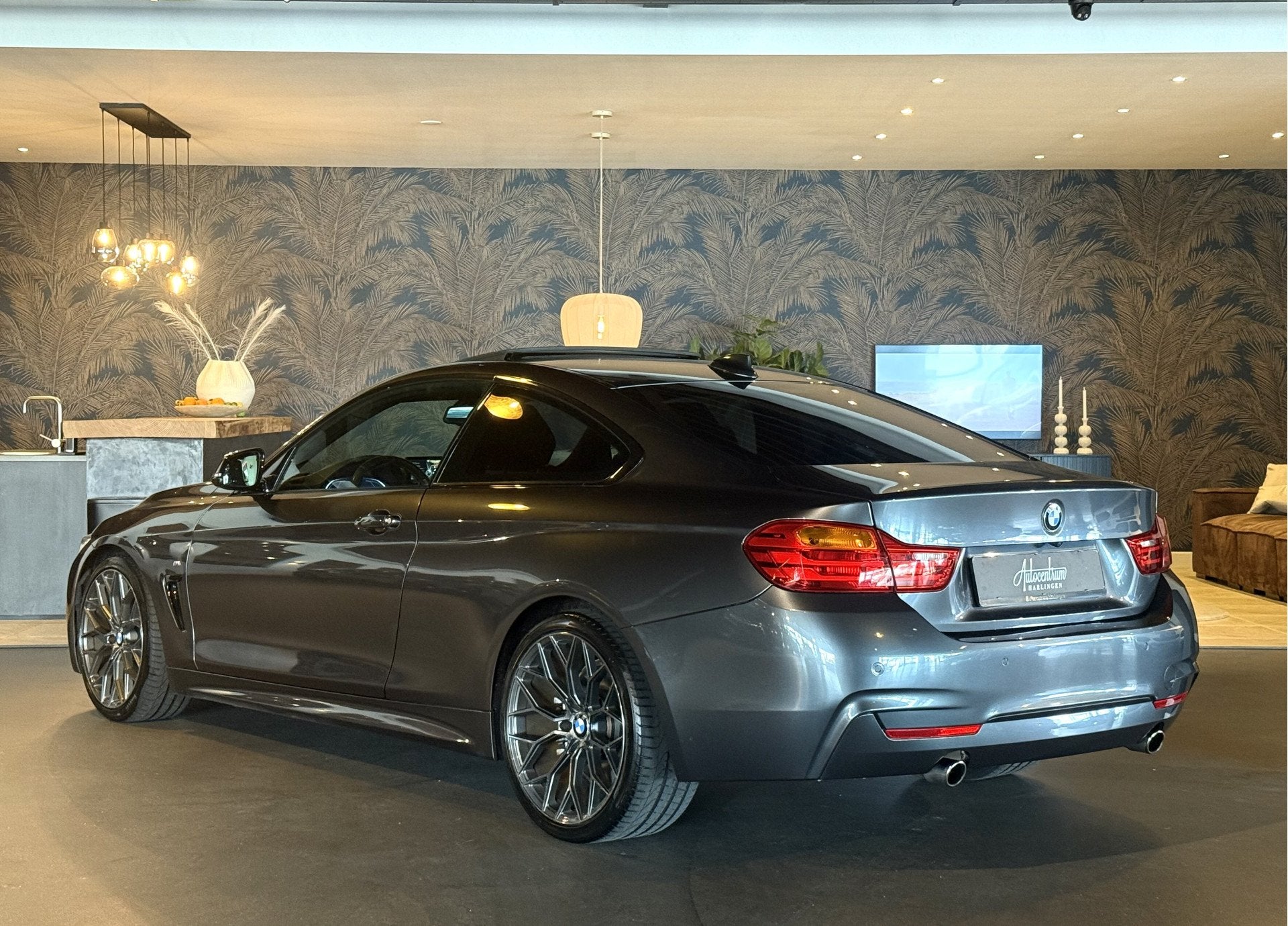 BMW 4 Serie Coupé 435i I M-Pakket I Carbon I 19" I Dak I Vi, Automatische klimaatregeling, Achterwielaandrijving, Gebruikt, 4-Serie