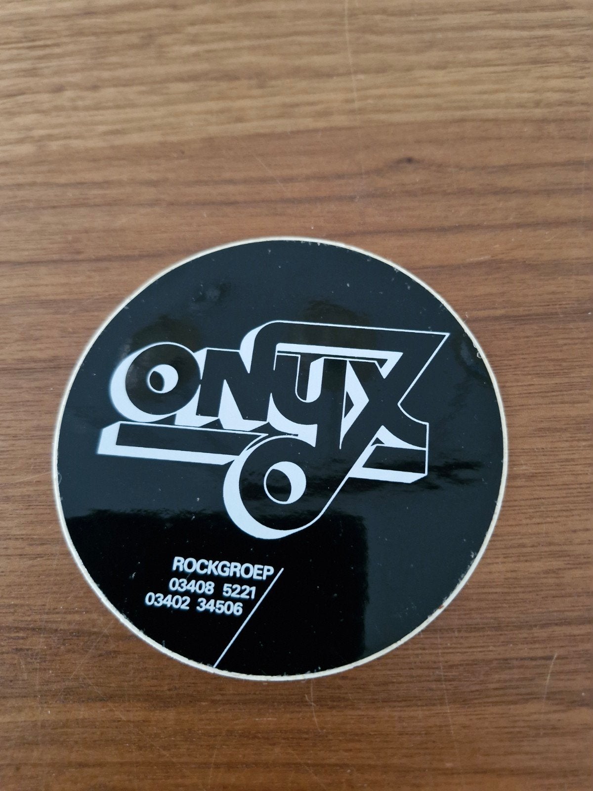 11631 Onyx Rockgroep Sticker - Vintage Muziek Merchandise, Ophalen of Verzenden, Gebruikt